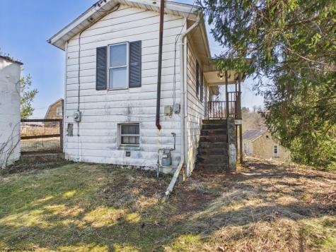 202 Hampton Road Fairmont WV 26554