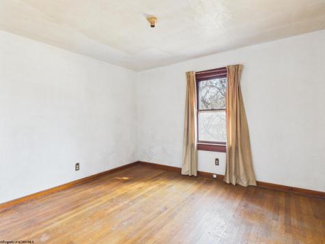 202 Hampton Road Fairmont WV 26554