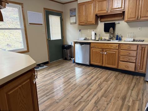 79 Punkin Center Road Fairview WV 26570