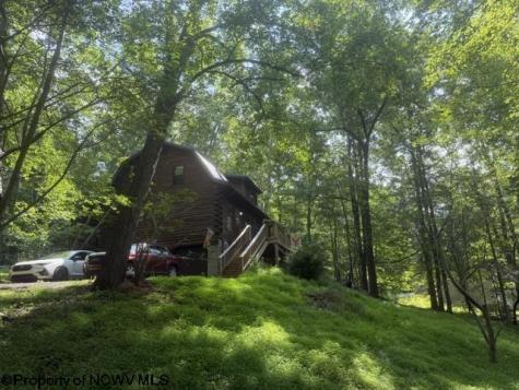 148 Hillcrest Drive Philippi WV 26416