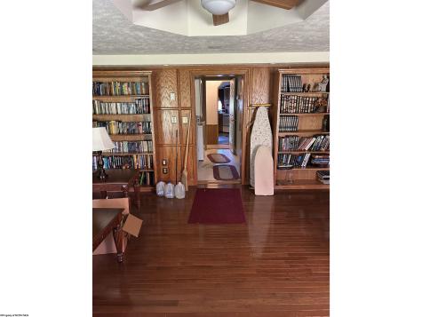 1014 Indiana Avenue Fairmont WV 26554-3151