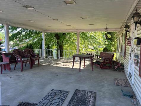 1014 Indiana Avenue Fairmont WV 26554-3151