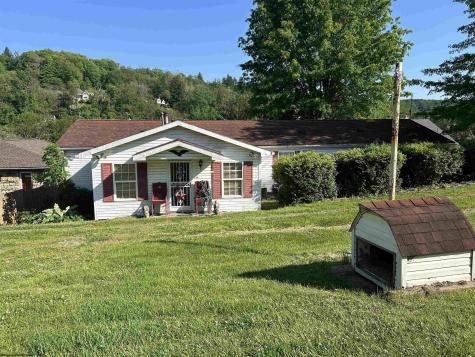 1014 Indiana Avenue Fairmont WV 26554-3151