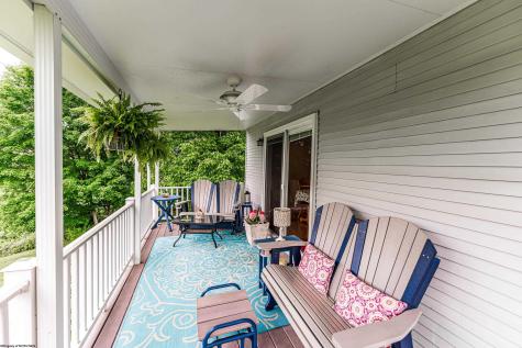 1253 Bakers Ridge Road Morgantown WV 26505