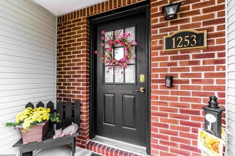 1253 Bakers Ridge Road Morgantown WV 26505