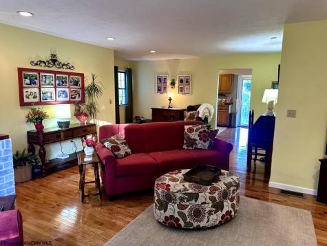 1253 Bakers Ridge Road Morgantown WV 26505