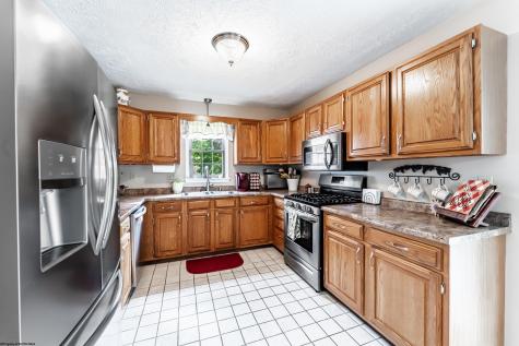 1253 Bakers Ridge Road Morgantown WV 26505