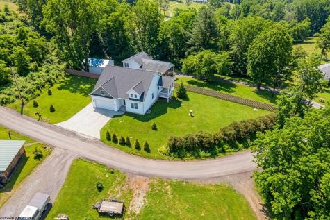 83 Warm Hollow Road Morgantown WV 26508