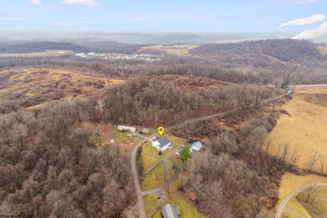 83 Warm Hollow Road Morgantown WV 26508
