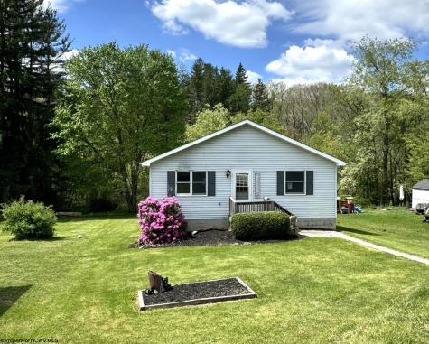 487 Oak Street Kingwood WV 26537