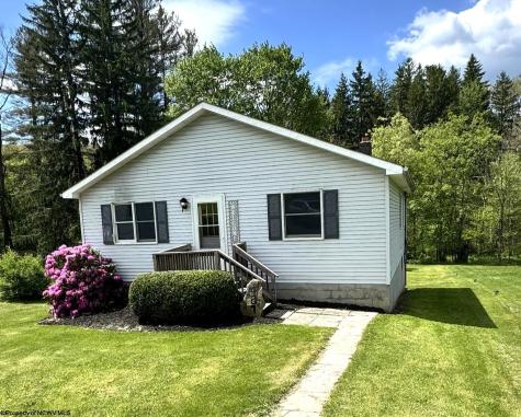 487 Oak Street Kingwood WV 26537
