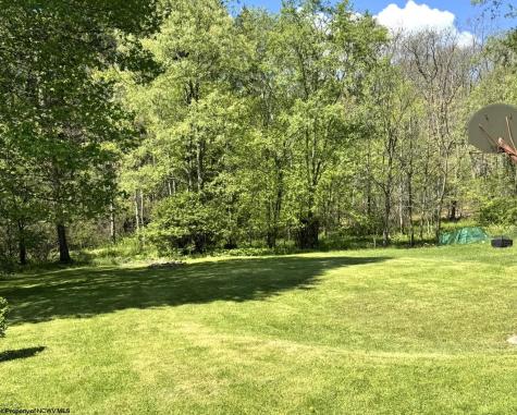 487 Oak Street Kingwood WV 26537