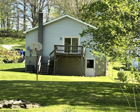 487 Oak Street Kingwood WV 26537