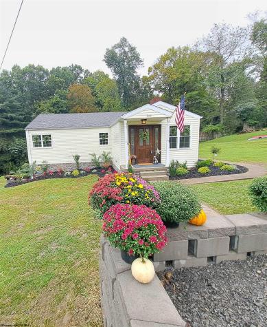 204 S Sigler Street Kingwood WV 26537