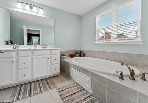 259 Falling Water Lane Morgantown WV 26508