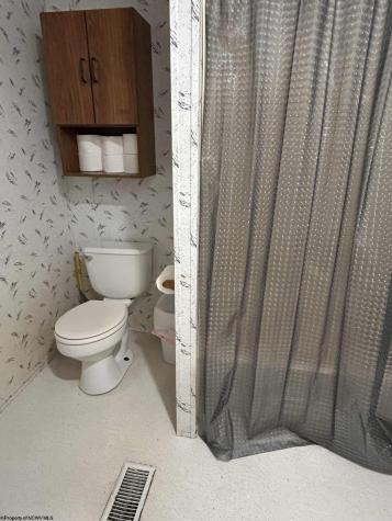 3753 Old Weston Road Buckhannon WV 26201