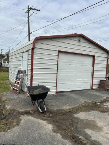 3753 Old Weston Road Buckhannon WV 26201