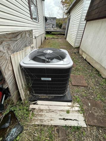 3753 Old Weston Road Buckhannon WV 26201