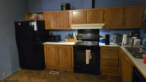 3753 Old Weston Road Buckhannon WV 26201