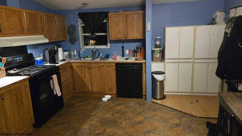 3753 Old Weston Road Buckhannon WV 26201