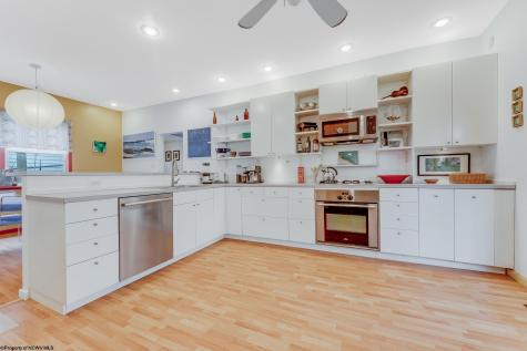 813 Ridgeway Avenue Morgantown WV 26505