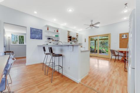 813 Ridgeway Avenue Morgantown WV 26505