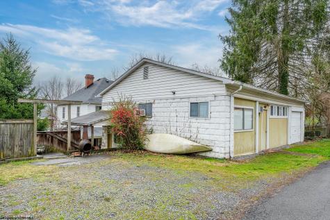 813 Ridgeway Avenue Morgantown WV 26505