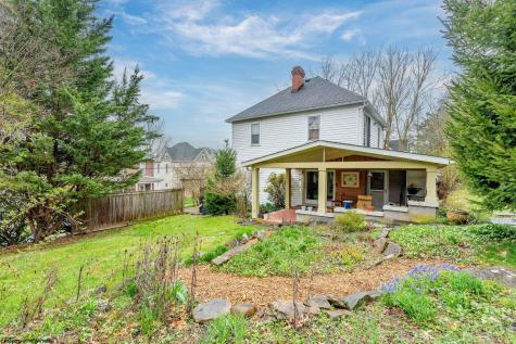 813 Ridgeway Avenue Morgantown WV 26505