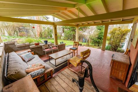 813 Ridgeway Avenue Morgantown WV 26505