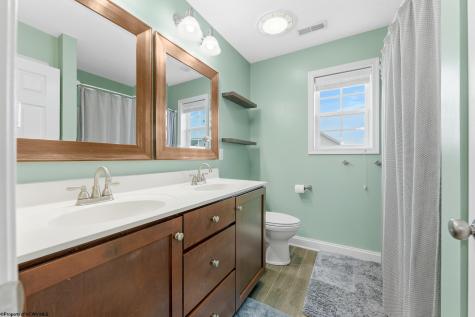 39 Bancroft Court Bridgeport WV 26330