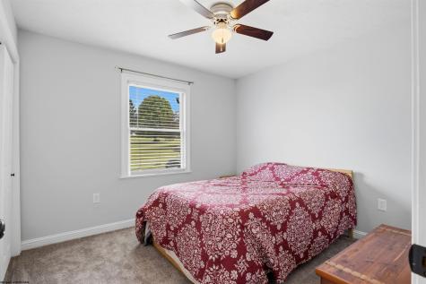 1102 Deerfield Drive Fairmont WV 26554