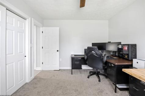1102 Deerfield Drive Fairmont WV 26554