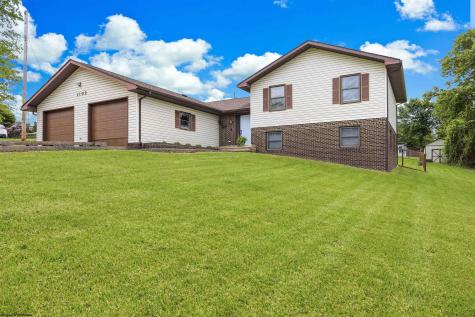 1102 Deerfield Drive Fairmont WV 26554