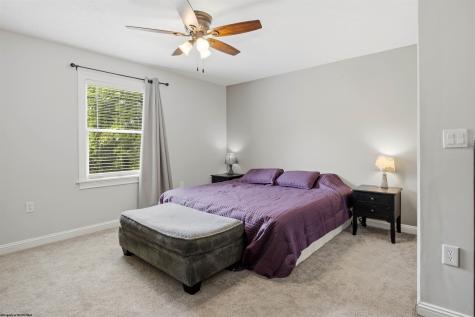 1102 Deerfield Drive Fairmont WV 26554