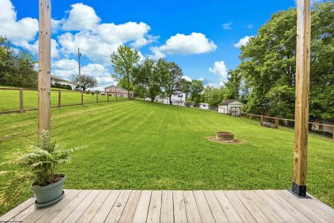 1102 Deerfield Drive Fairmont WV 26554