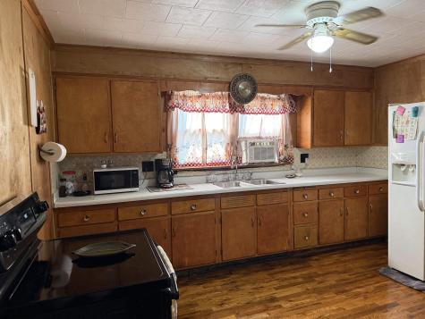 8265 Gordon Street Stonewood WV 26301
