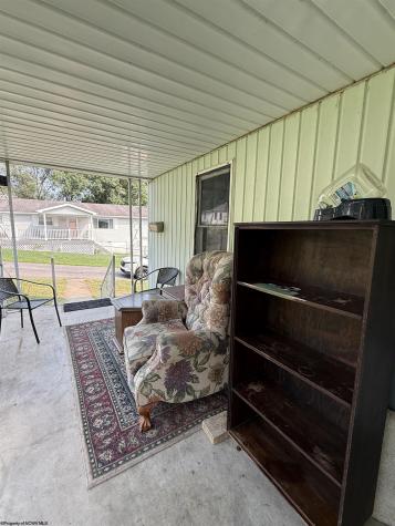 8265 Gordon Street Stonewood WV 26301