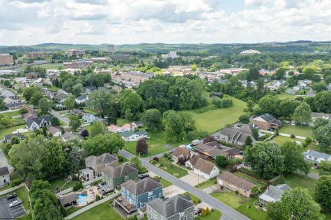 1137 Windsor Avenue Morgantown WV 26505