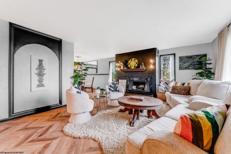 663 Kenwood Place Morgantown WV 26505