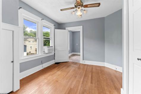 863 Harrison Street Morgantown WV 26505
