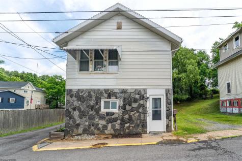 863 Harrison Street Morgantown WV 26505