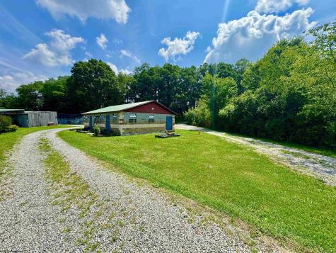 624 Arnold Hill Road Elkins WV 26241