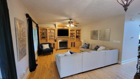 7008 Victorian Drive Fairmont WV 26554