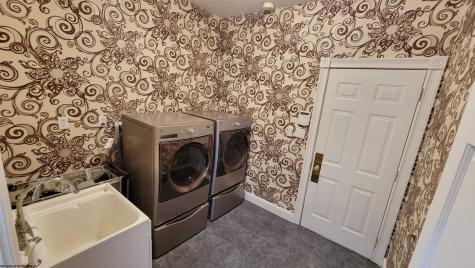 7008 Victorian Drive Fairmont WV 26554