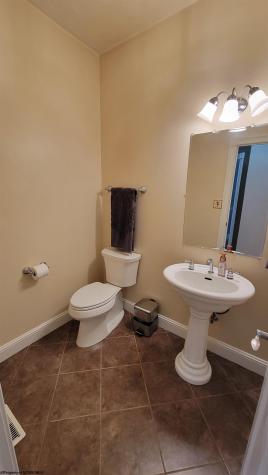 7008 Victorian Drive Fairmont WV 26554