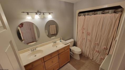 7008 Victorian Drive Fairmont WV 26554