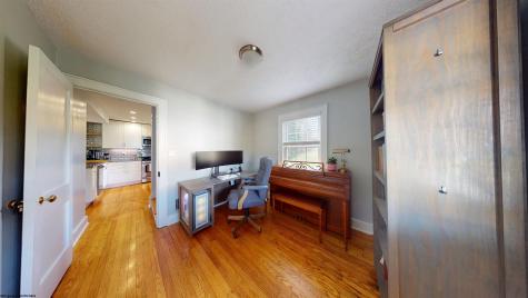 8 Colonial Way Fairmont WV 26554