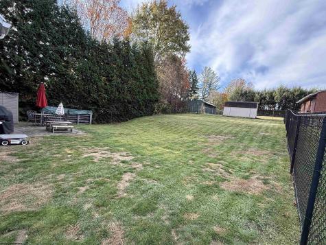 8 Colonial Way Fairmont WV 26554