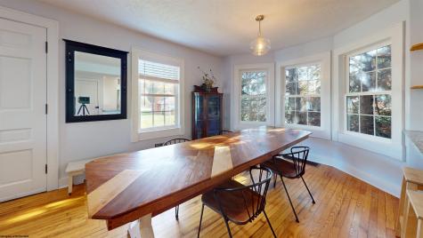 8 Colonial Way Fairmont WV 26554