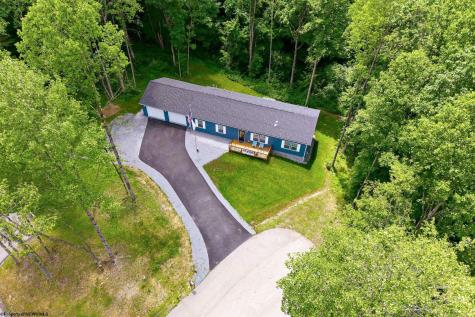 65 Holleran Heights Kingwood WV 26537